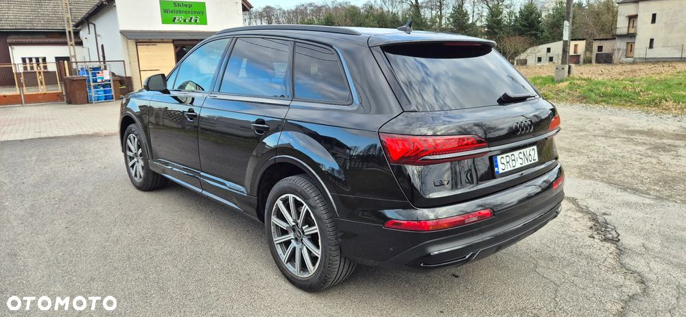 Audi Q7 - 8