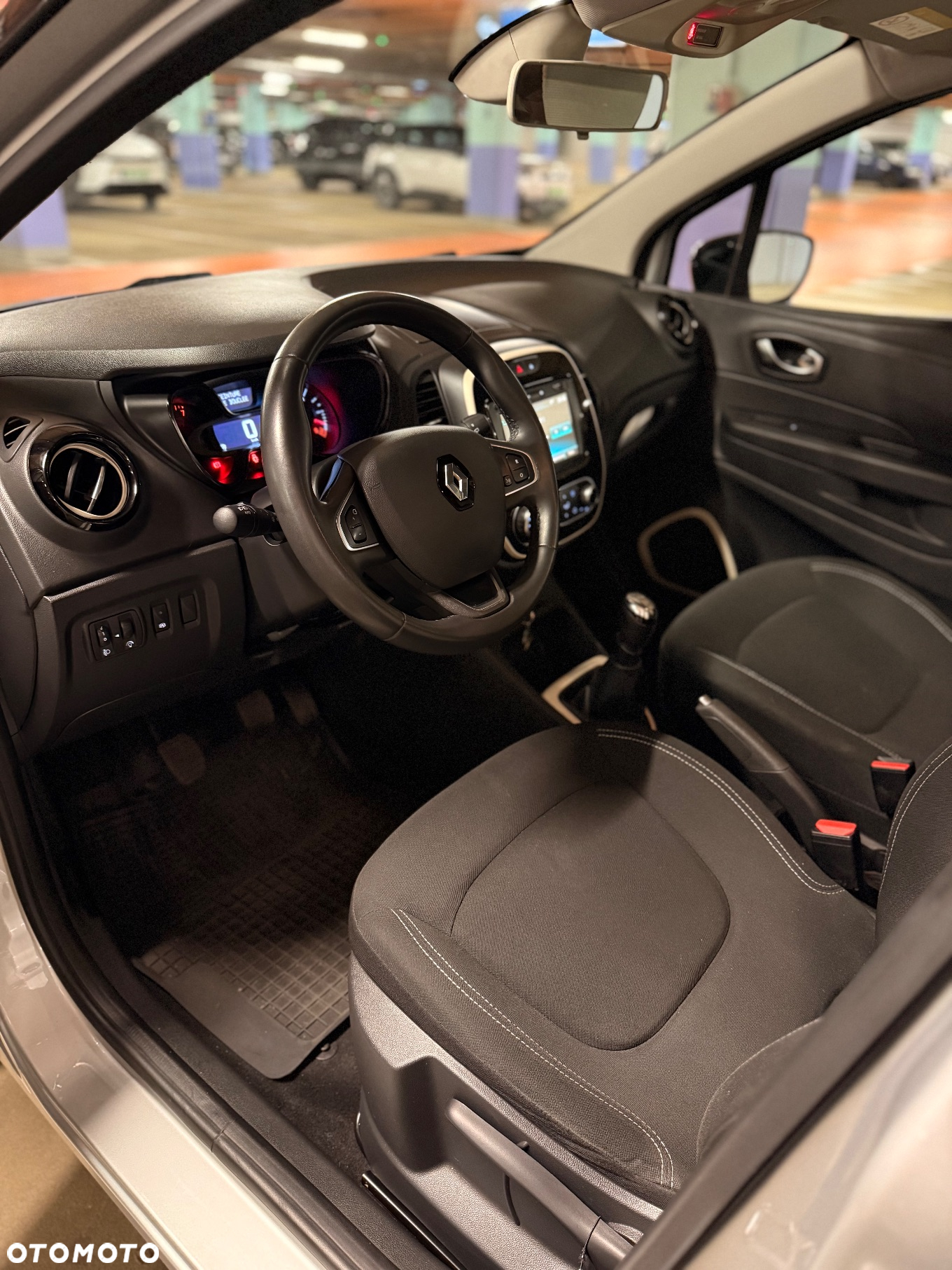 Renault Captur 1.3 TCe Intens - 10