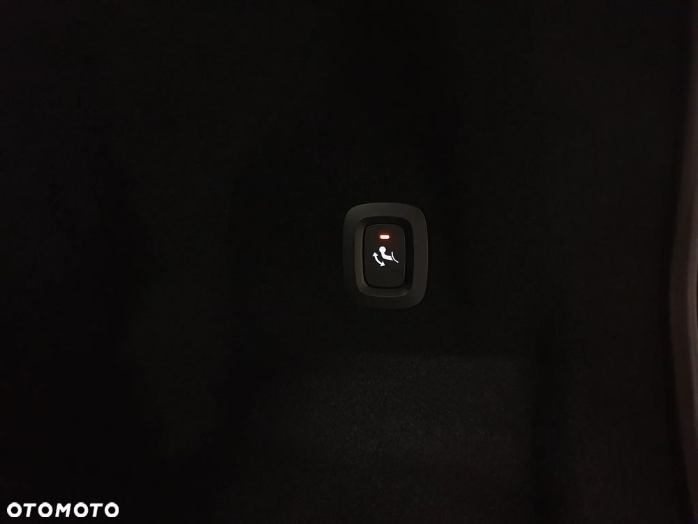 Volvo XC 60 B4 D AWD Geartronic RDesign - 35