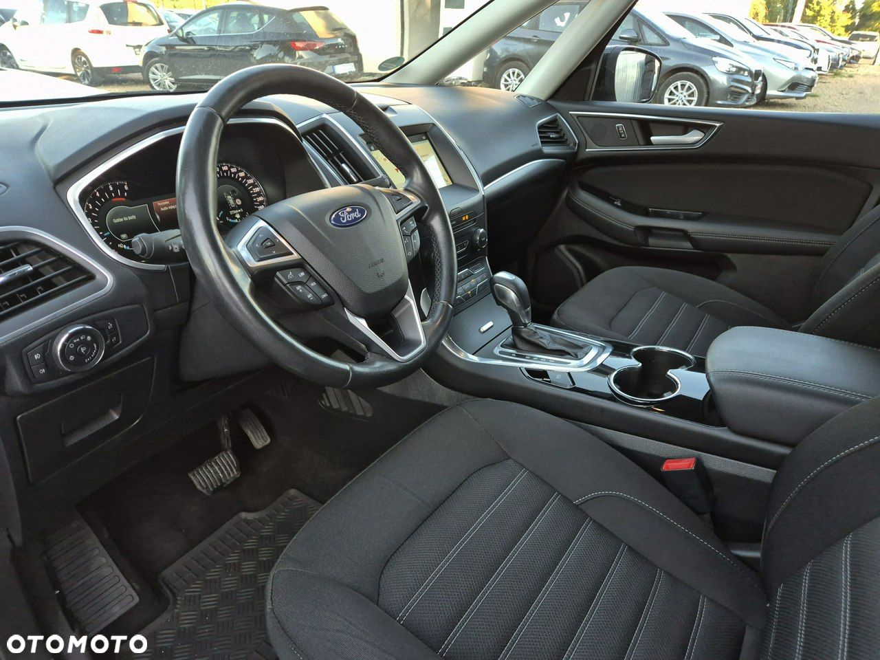 Ford Galaxy - 13