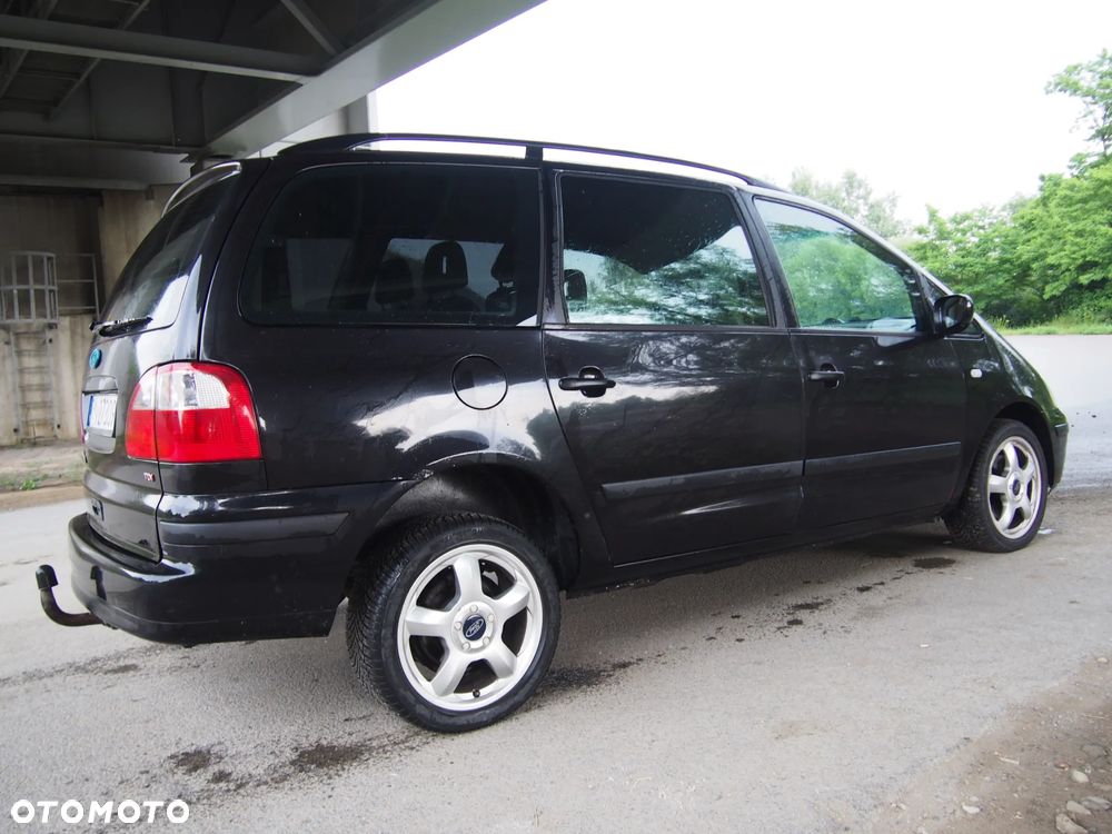 Ford Galaxy TDI Ghia - 8