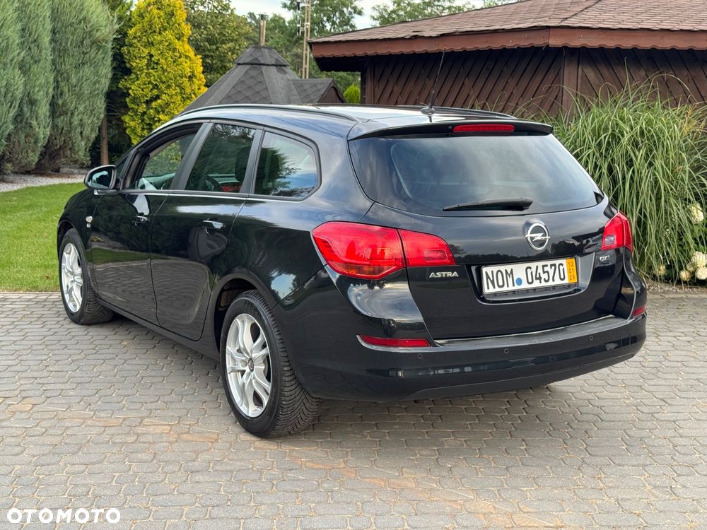 Opel Astra - 8