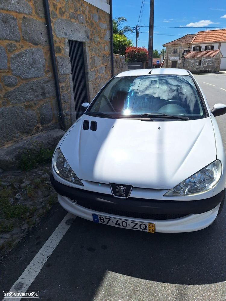 Peugeot 206