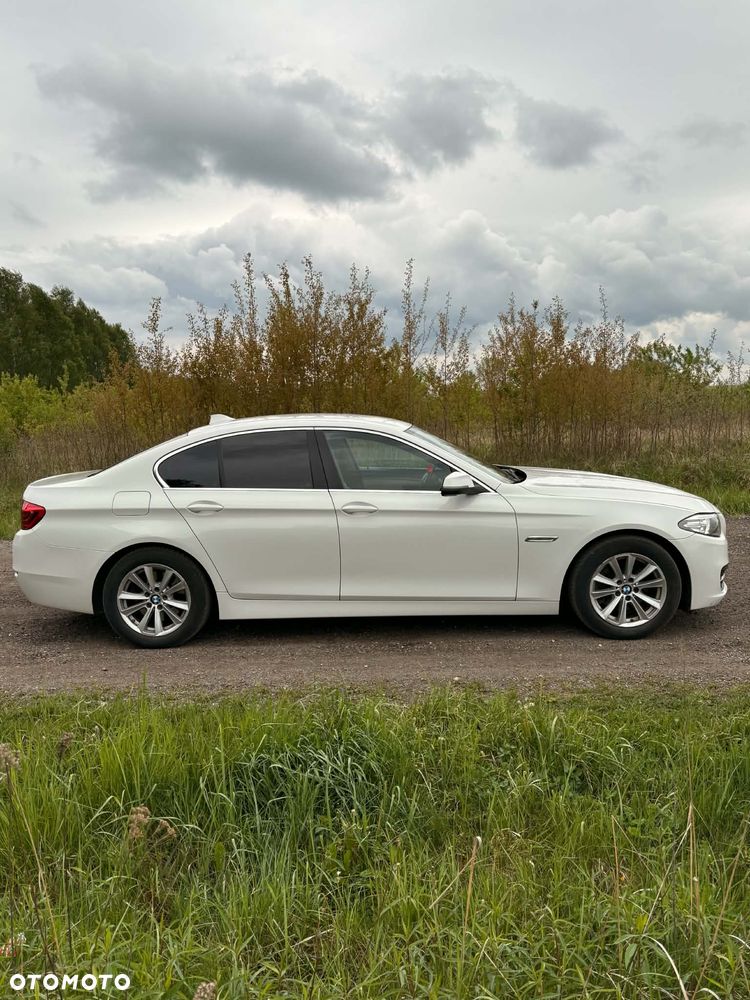 BMW Seria 5 520d xDrive - 3