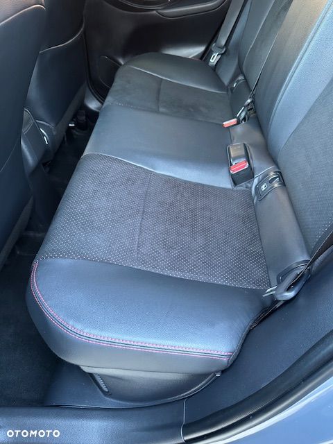 Toyota Yaris 130 1.5 VVT-i GR SPORT - 41