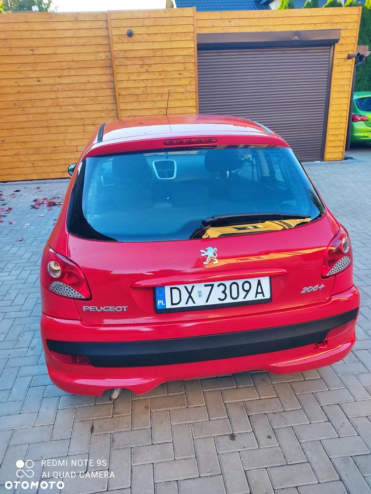 Peugeot 206 2011 photo 5