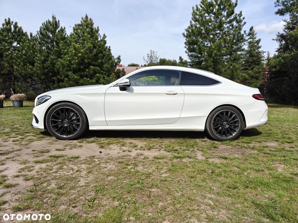 Mercedes-Benz Klasa C 300 7G-TRONIC - 4