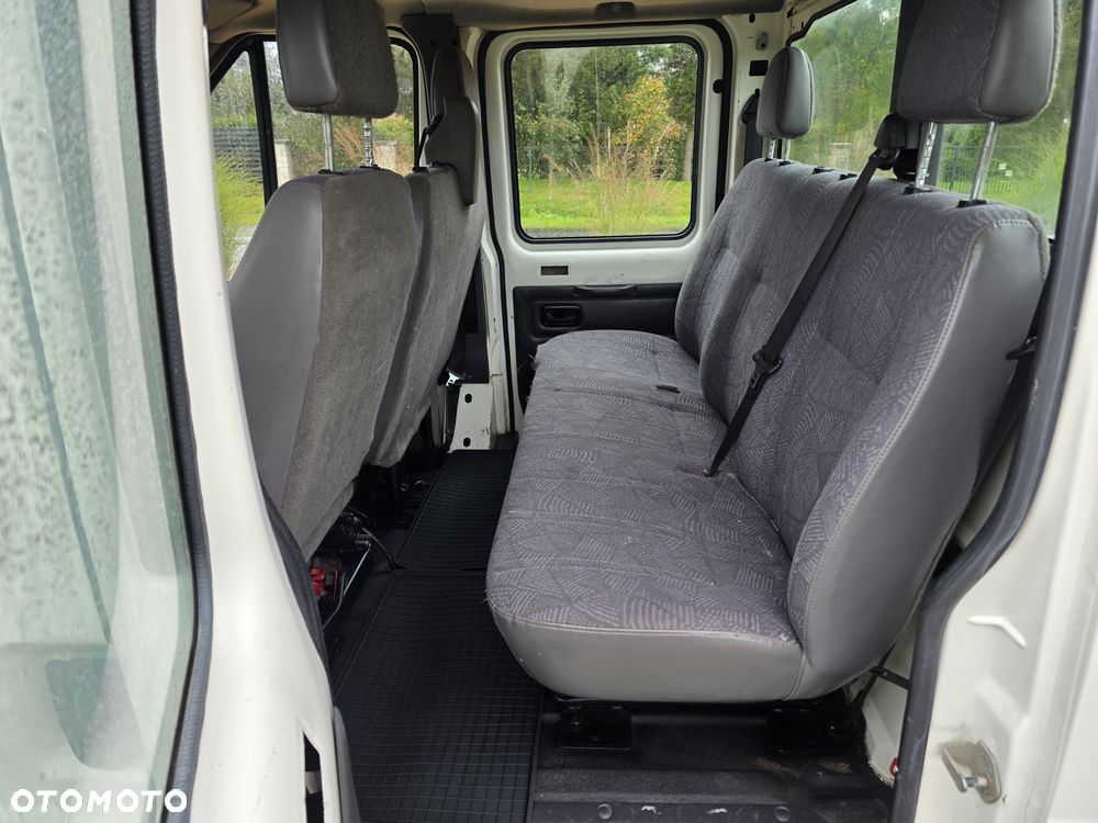 Ford Transit - 13