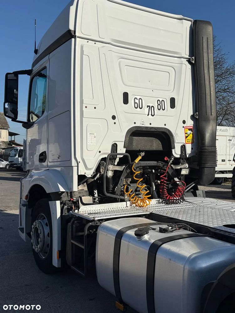 Mercedes-Benz Actros 1843 - 8
