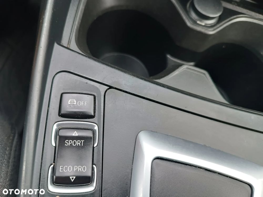 BMW Seria 1 116d Sport Line - 18