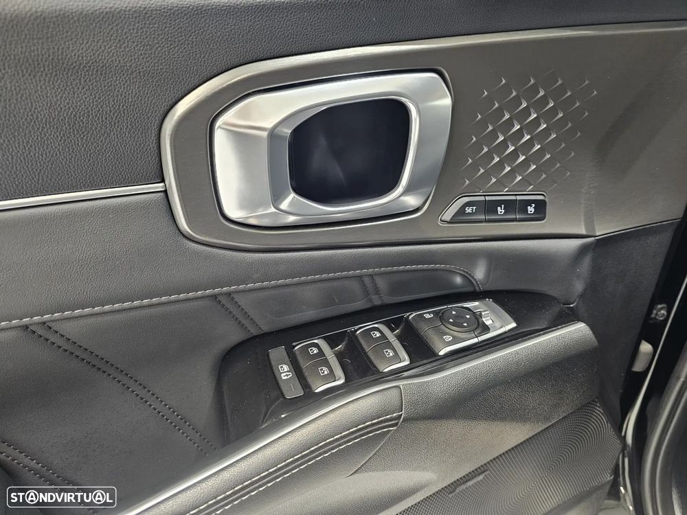 Kia Sorento 1.6 T-GDI PHEV AWD Aut. Platinum - 15