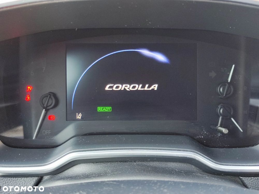 Toyota Corolla 1.8 Hybrid Comfort - 17