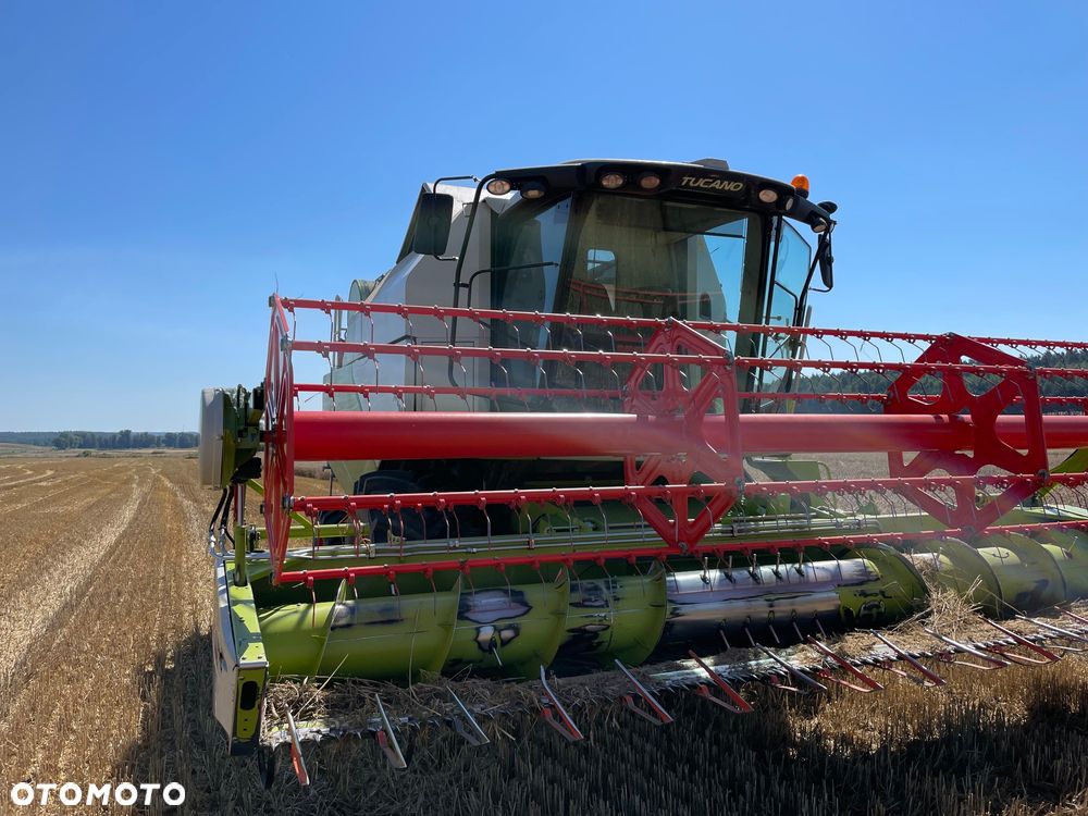 Claas Tucano 420 - 14