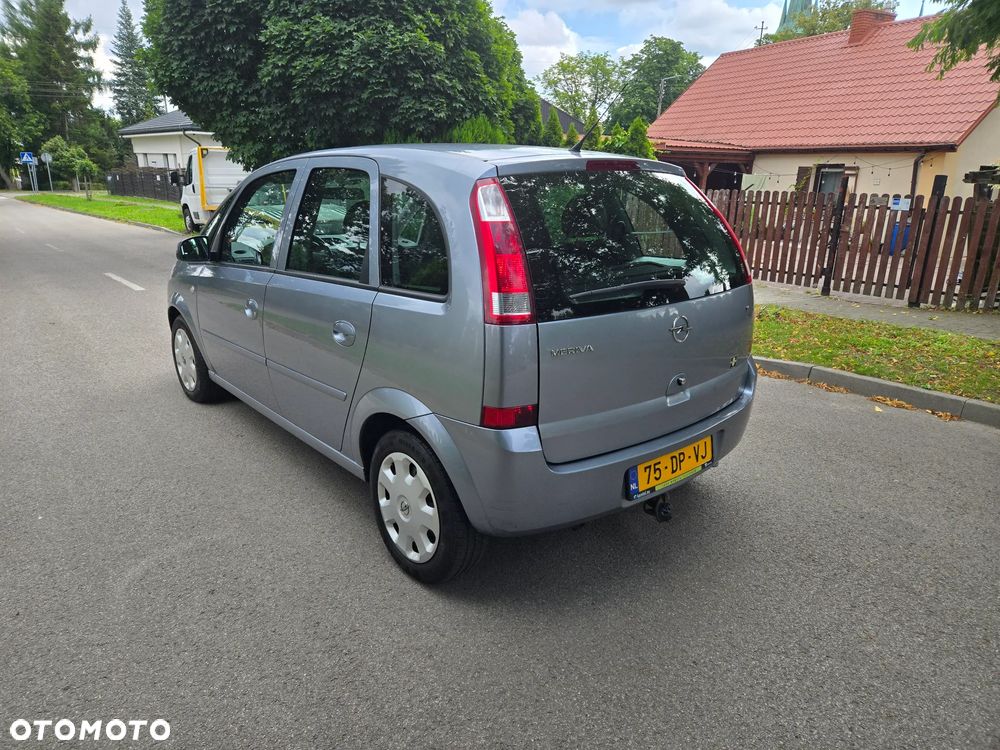 Opel Meriva 1.6 16V (Essentia) - 3