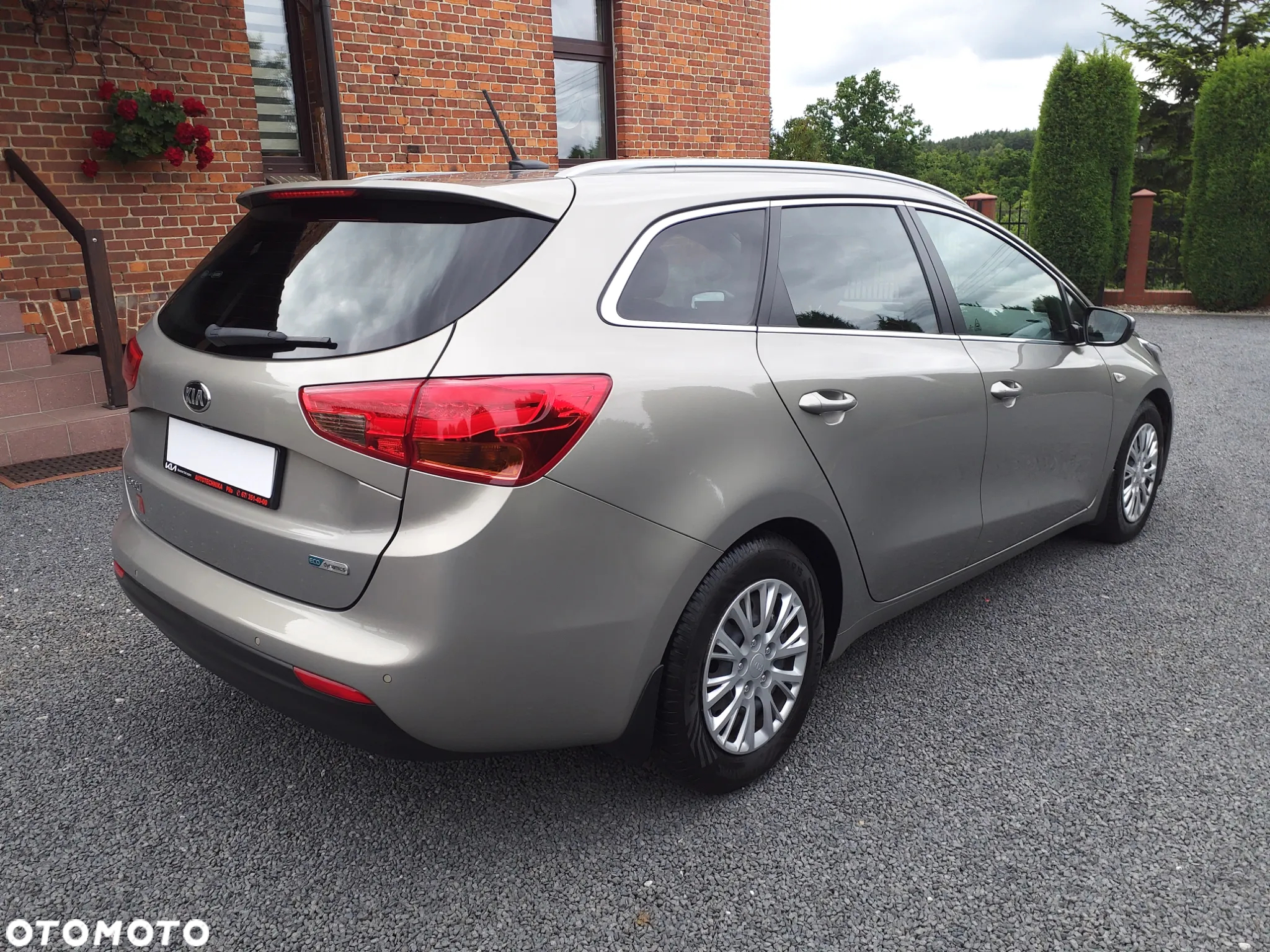 Kia Ceed Cee'd 1.6 GDI Business Line - 4