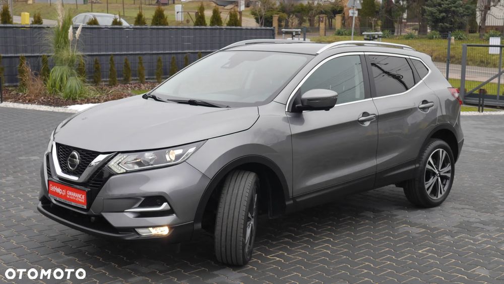 Nissan Qashqai 1.3 DIG-T AKARI - 17