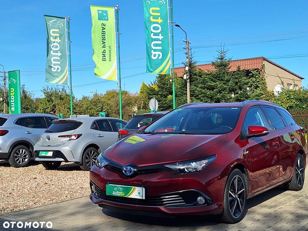 Toyota Auris Hybrid 135 Prestige - 2
