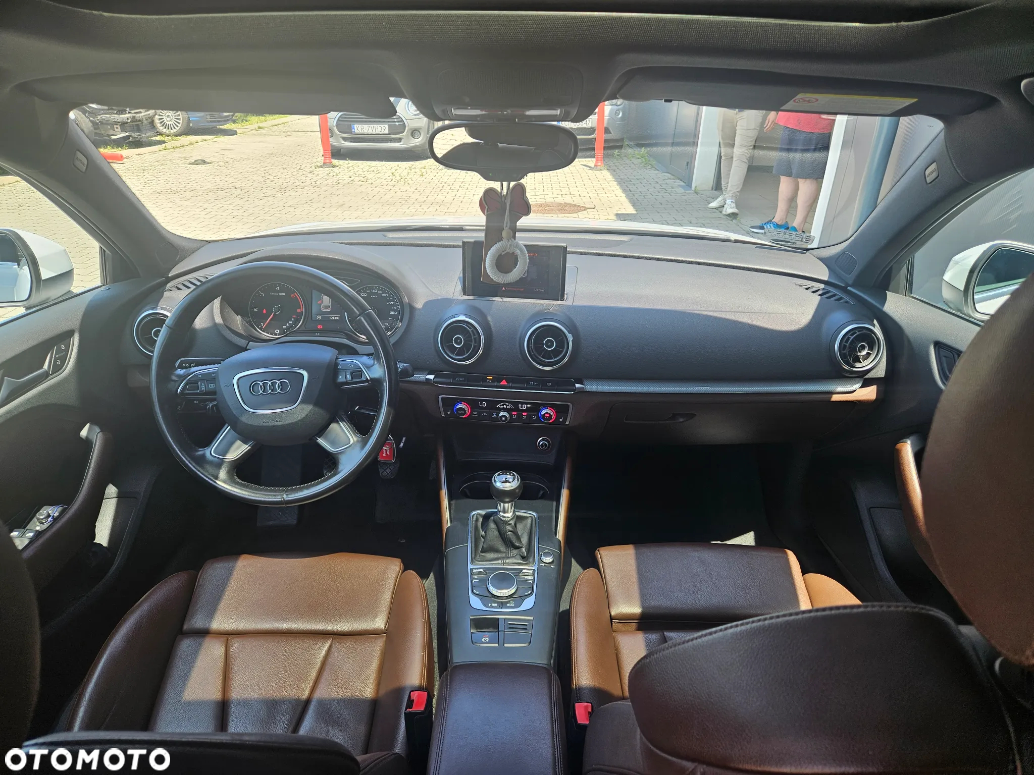 Audi A3 1.6 TDI Ambiente - 5