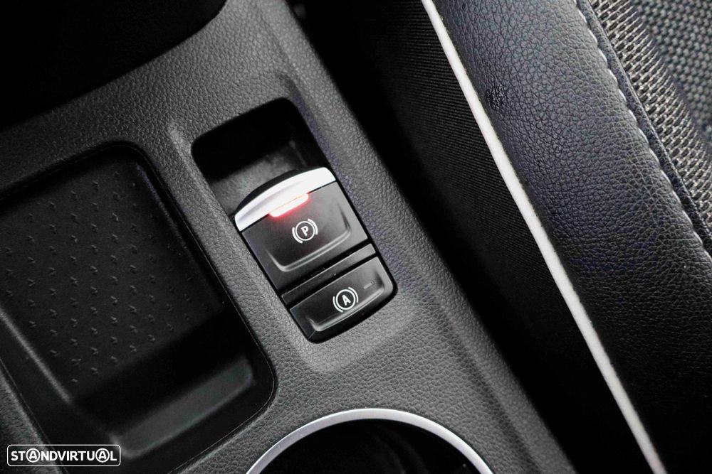 Renault Captur 1.0 TCe Techno - 38