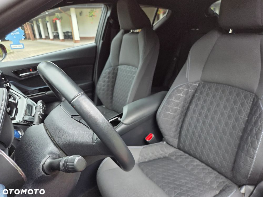 Toyota C-HR 1.8 Hybrid Executive - 31