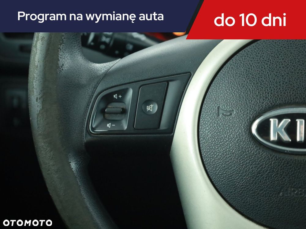 Kia Venga - 14