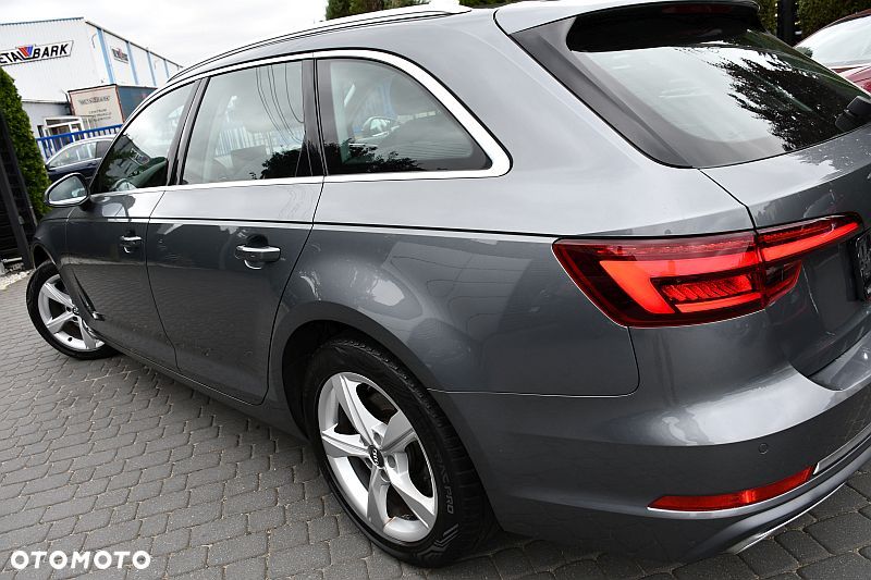 Audi A4 Avant 35 TFSI Sport S tronic - 31