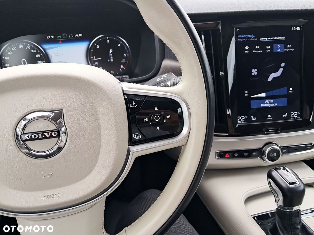 Volvo V90 - 17