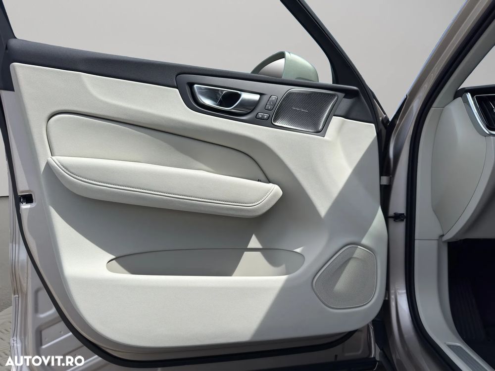 Volvo XC 60 - 13