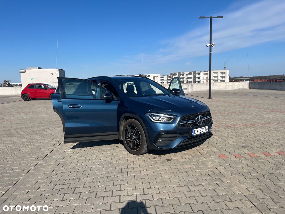 Mercedes-Benz GLA 200 AMG Line - 9