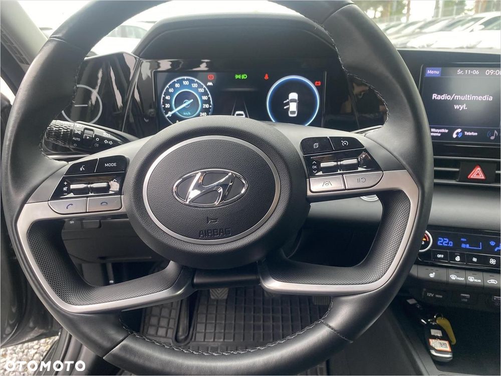 Hyundai Elantra - 13