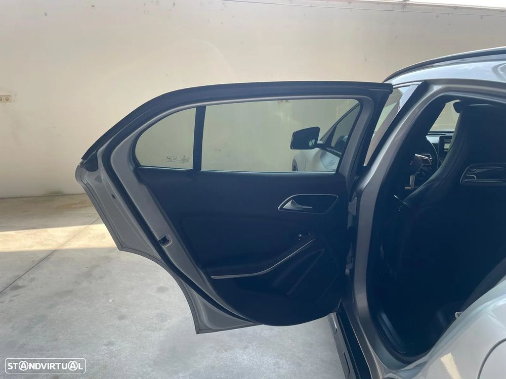 Mercedes-Benz GLA 200 CDi AMG Line Aut. - 27