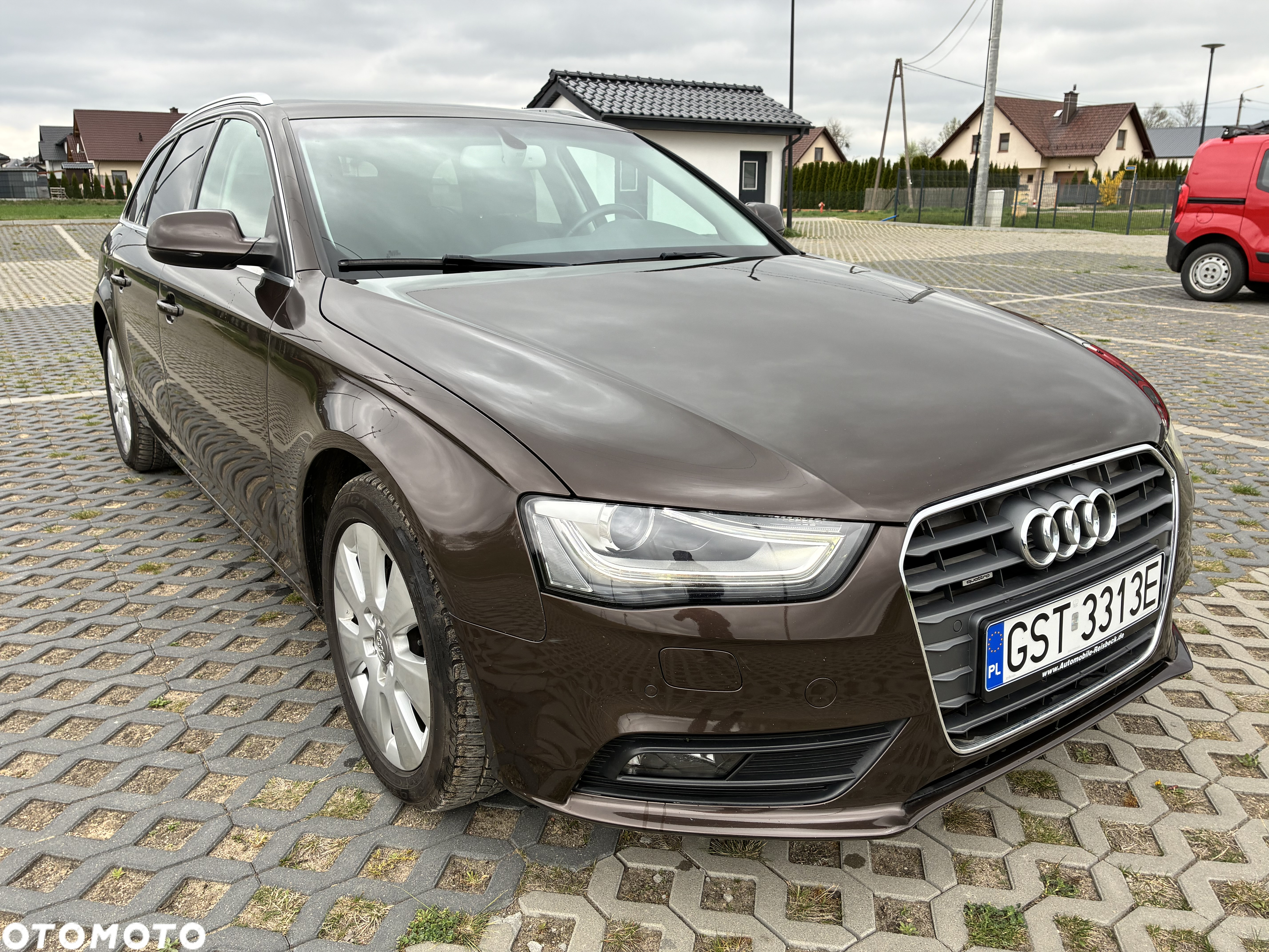 Audi A4 Avant 2.0 TDI DPF quattro Attraction - 2