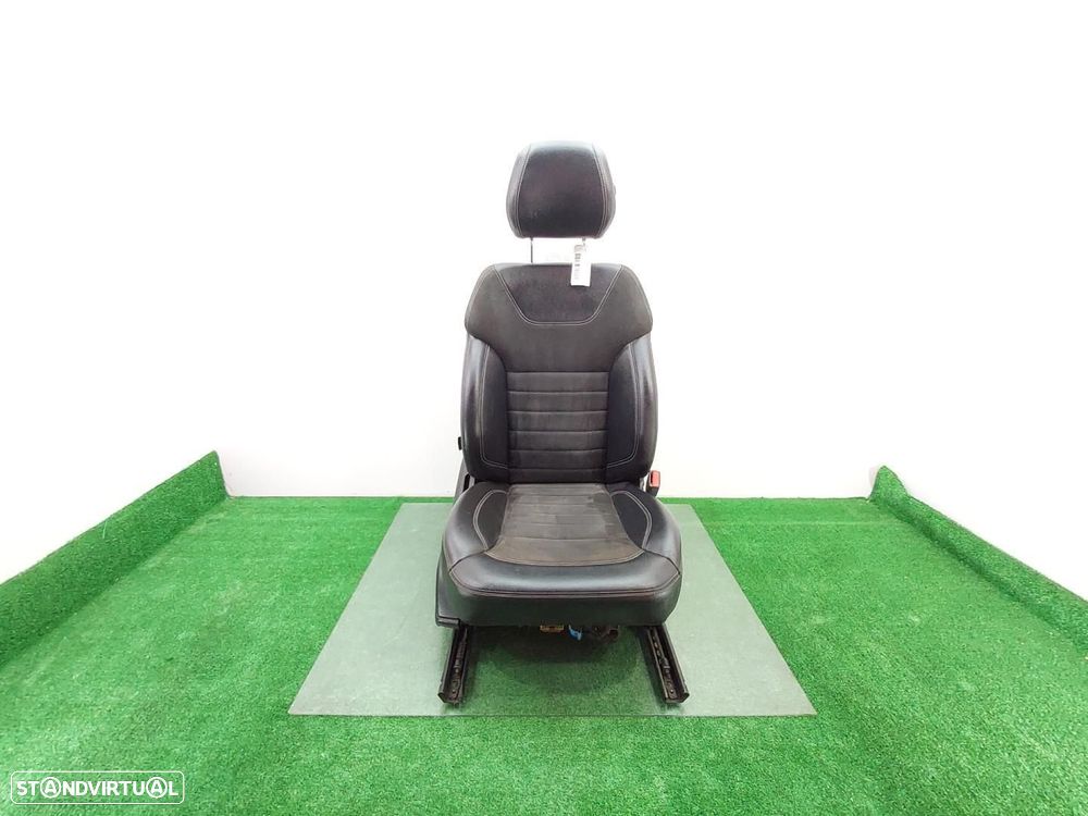 BANCO FRENTE DIREITO MERCEDES-BENZ CLASE - 1