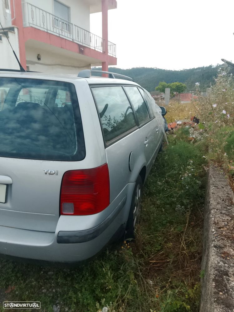 VW Passat Variant 1.9 TDi Confl Top EC - 3