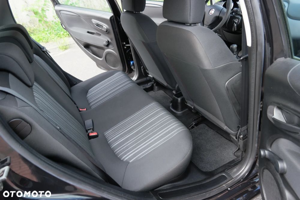 Fiat Punto Evo 1.4 8V Active - 20