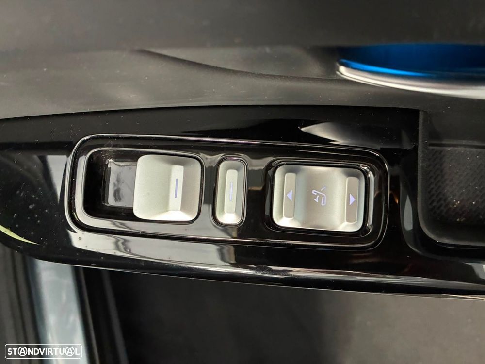Xpeng G9 78.2 kWh Standard Range - 52