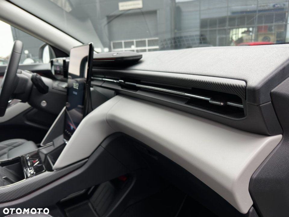 Ford Explorer - 24