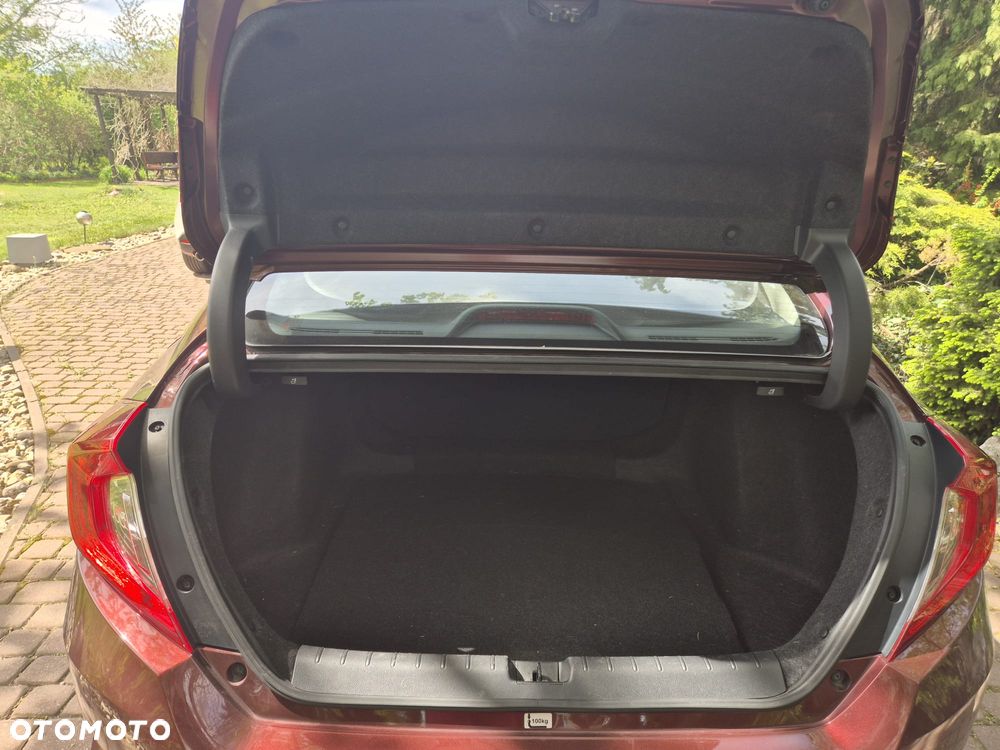 Honda Civic 1.5 T Executive - 9