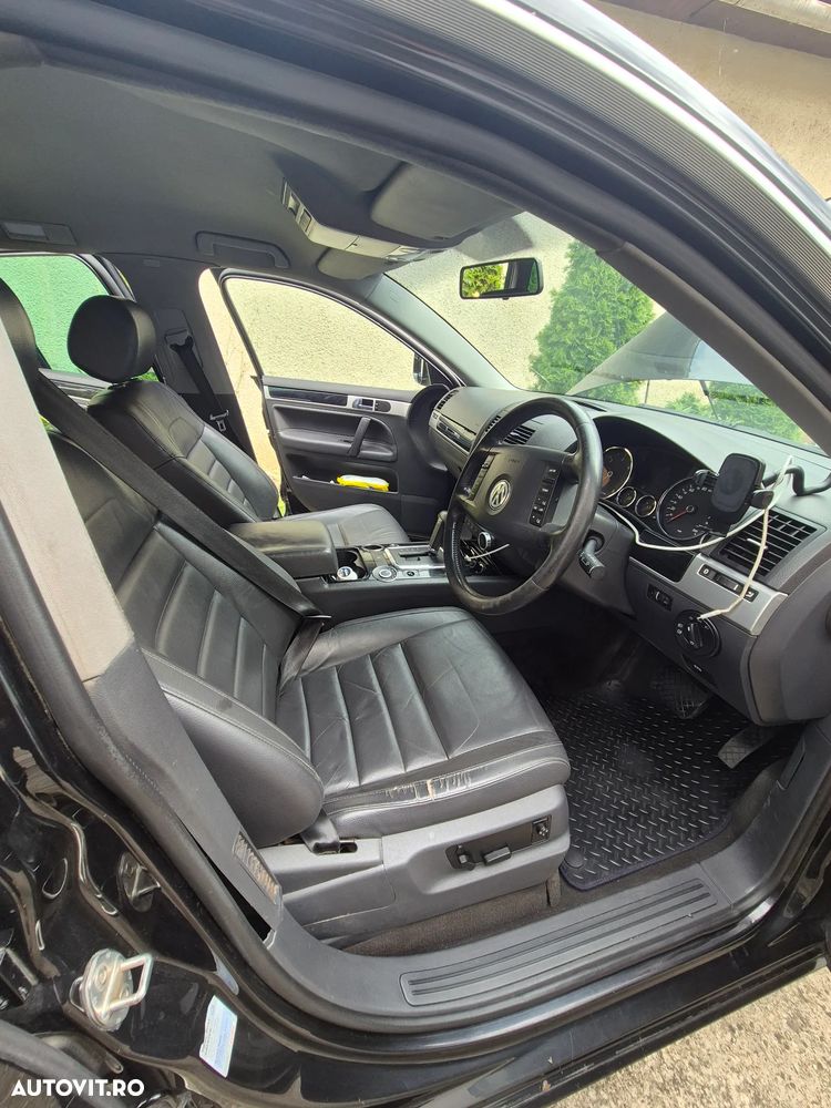Volkswagen Touareg - 8
