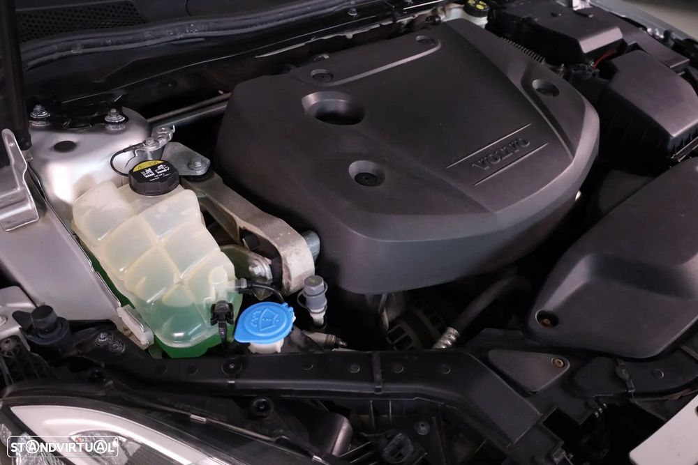 Volvo V40 2.0 D2 Momentum - 9