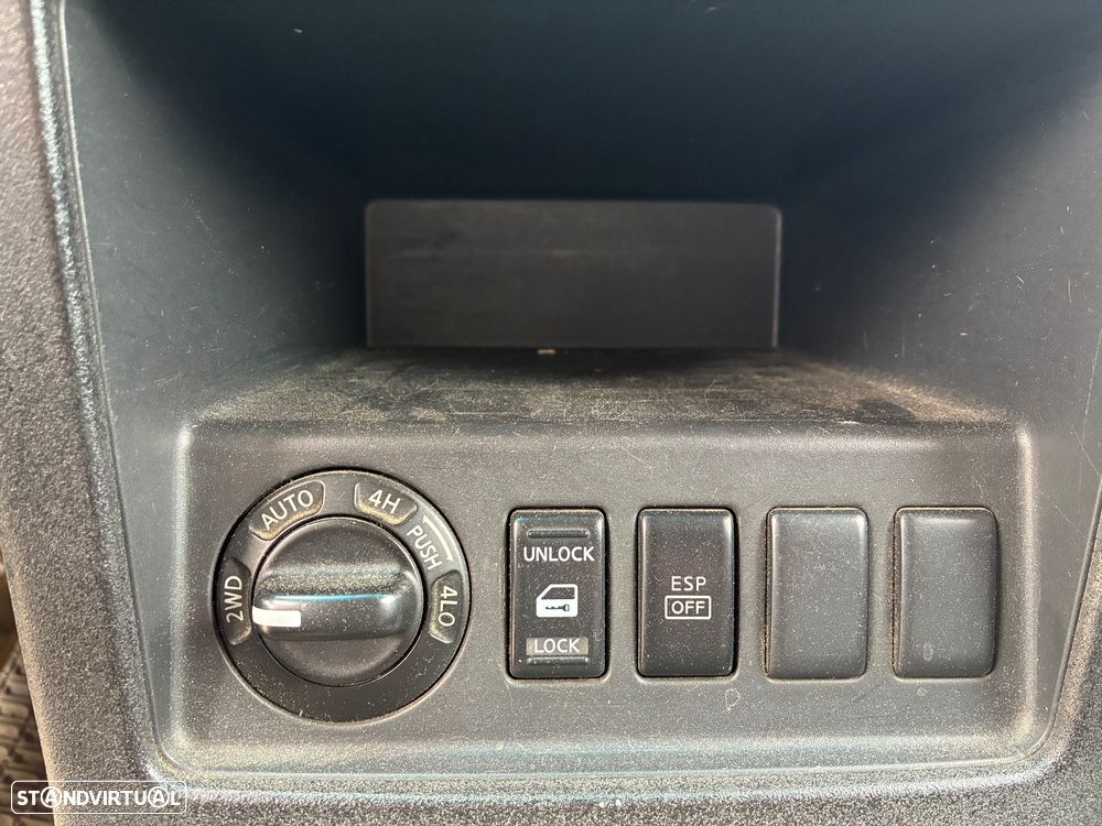 Nissan Pathfinder - 13