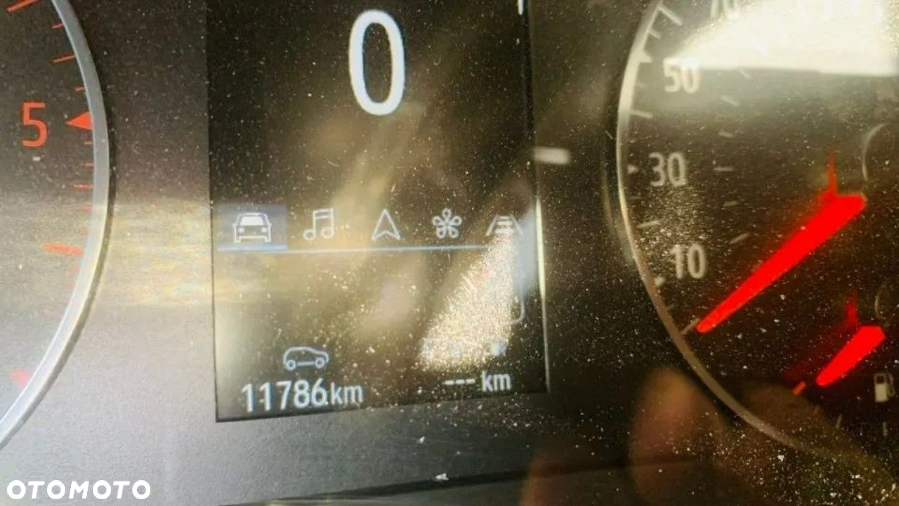 Renault Megane 1.5 Blue dCi Business - 9