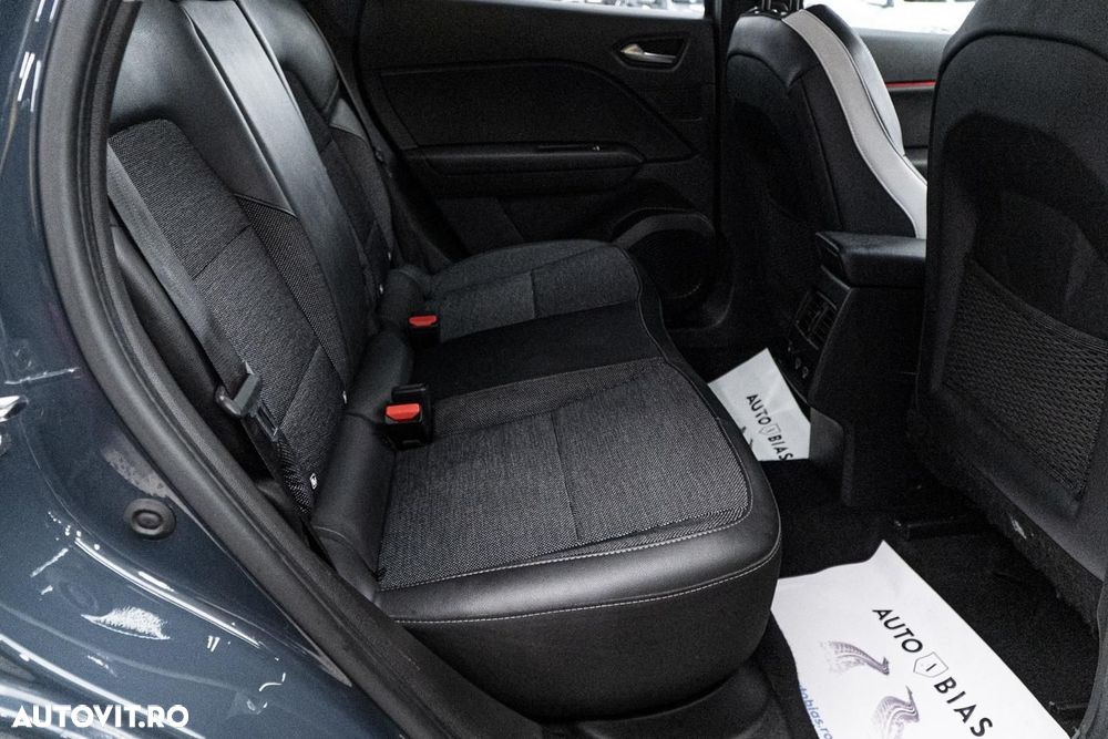 Renault Captur TCe Mild Hybrid 140 EDC GPF TECHNO - 9