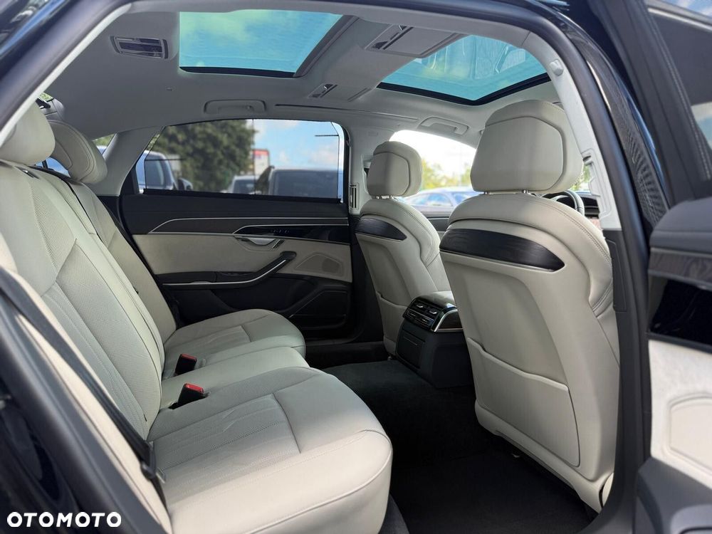 Audi A8 - 24