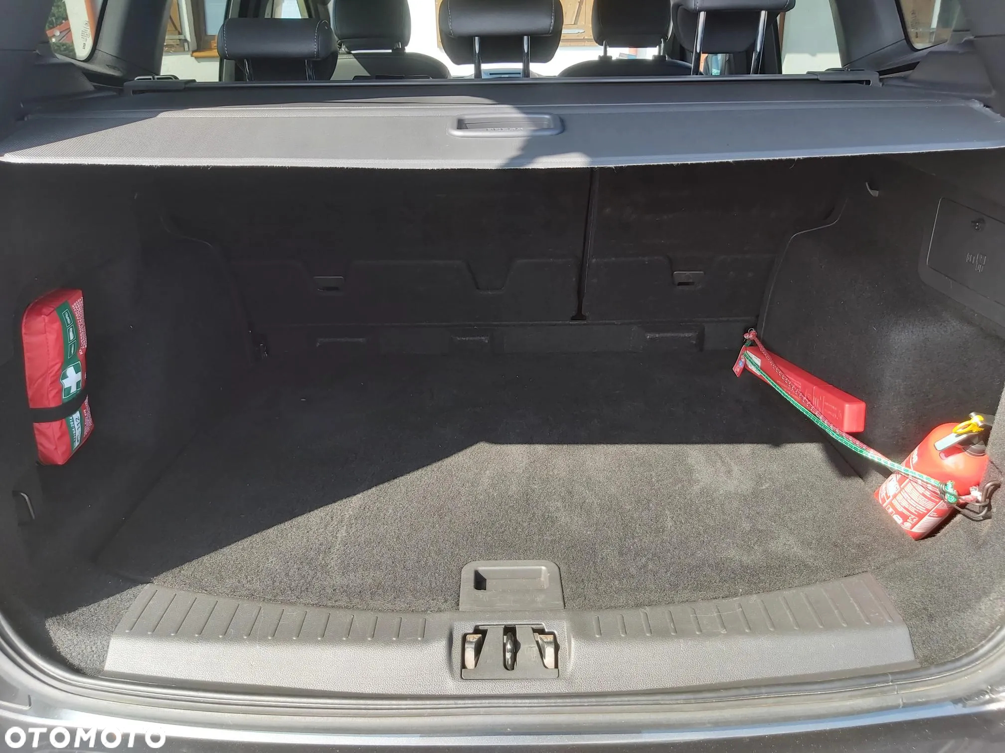 Ford Kuga 2.0 TDCi 2x4 ST-Line - 12