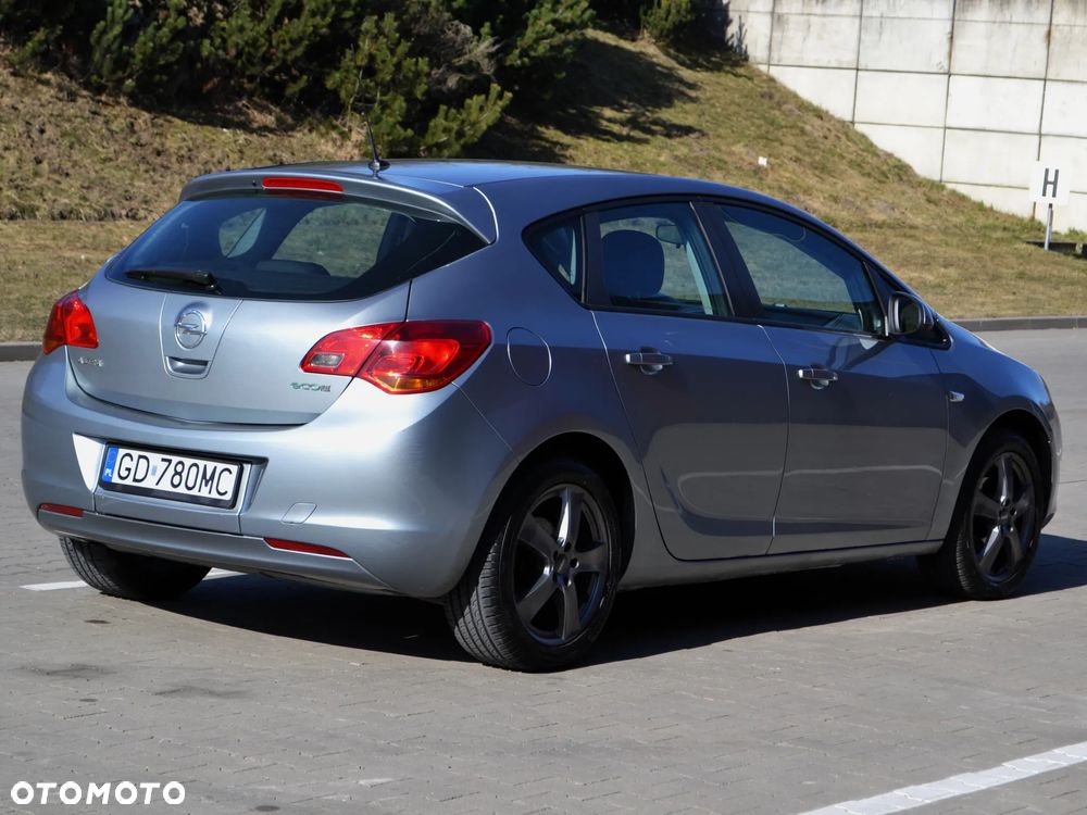 Opel Astra 1.4 Enjoy - 2
