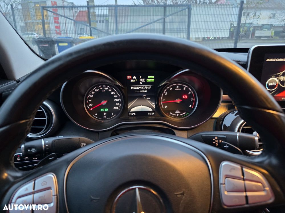 Mercedes-Benz C - 13