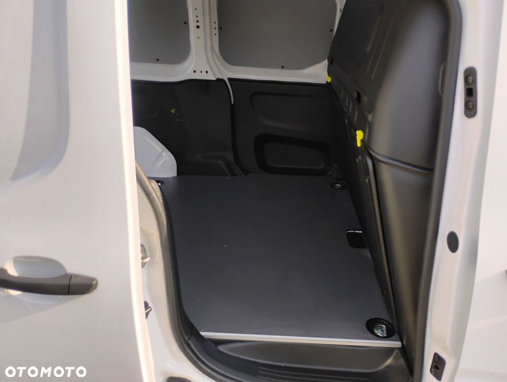 Toyota PROACE CITY - 17