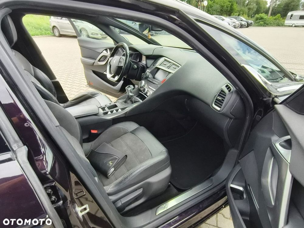 DS Automobiles DS 5 - 15