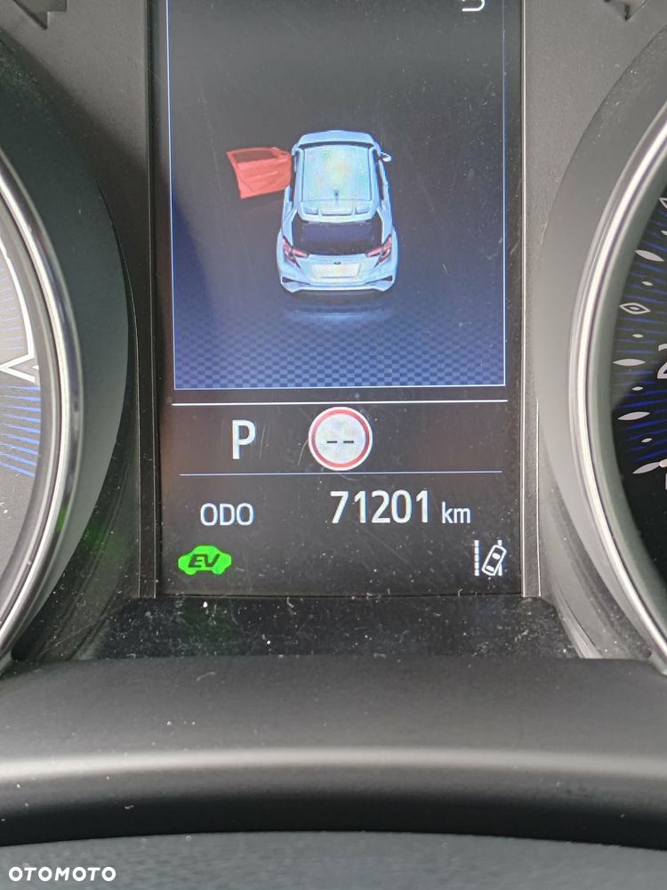 Toyota C-HR - 12